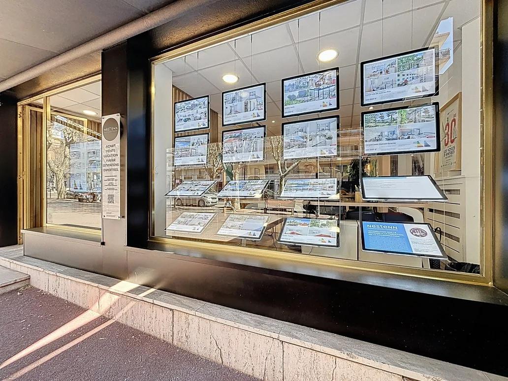 Photo de l'équipe de l'agence